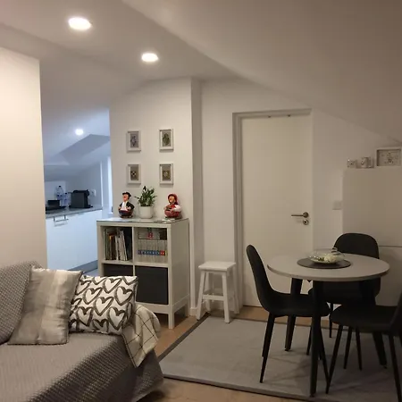 Atico 44 Apartmán *